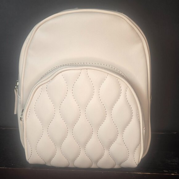 NWT Primark Faux Leather Mini backpack in Ivory - Picture 1 of 2